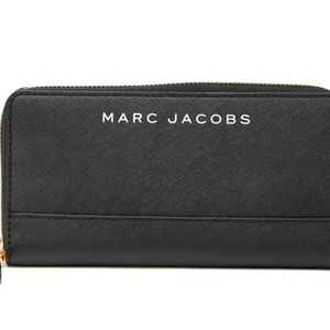 Marc Jacobs wallet